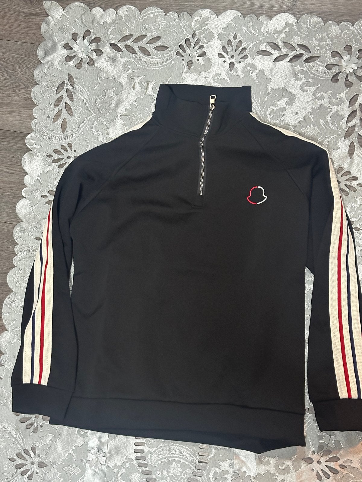 Moncler Trainingspak Zwart met Strepen, Kleding | Heren, Sportkleding, Maat 48/50 (M), Zwart, Ophalen of Verzenden, Zo goed als nieuw