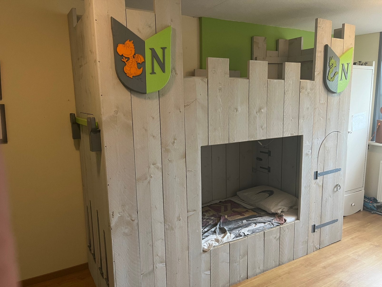 Kasteel kinderbed, Ophalen, Zo goed als nieuw, Hoogslaper