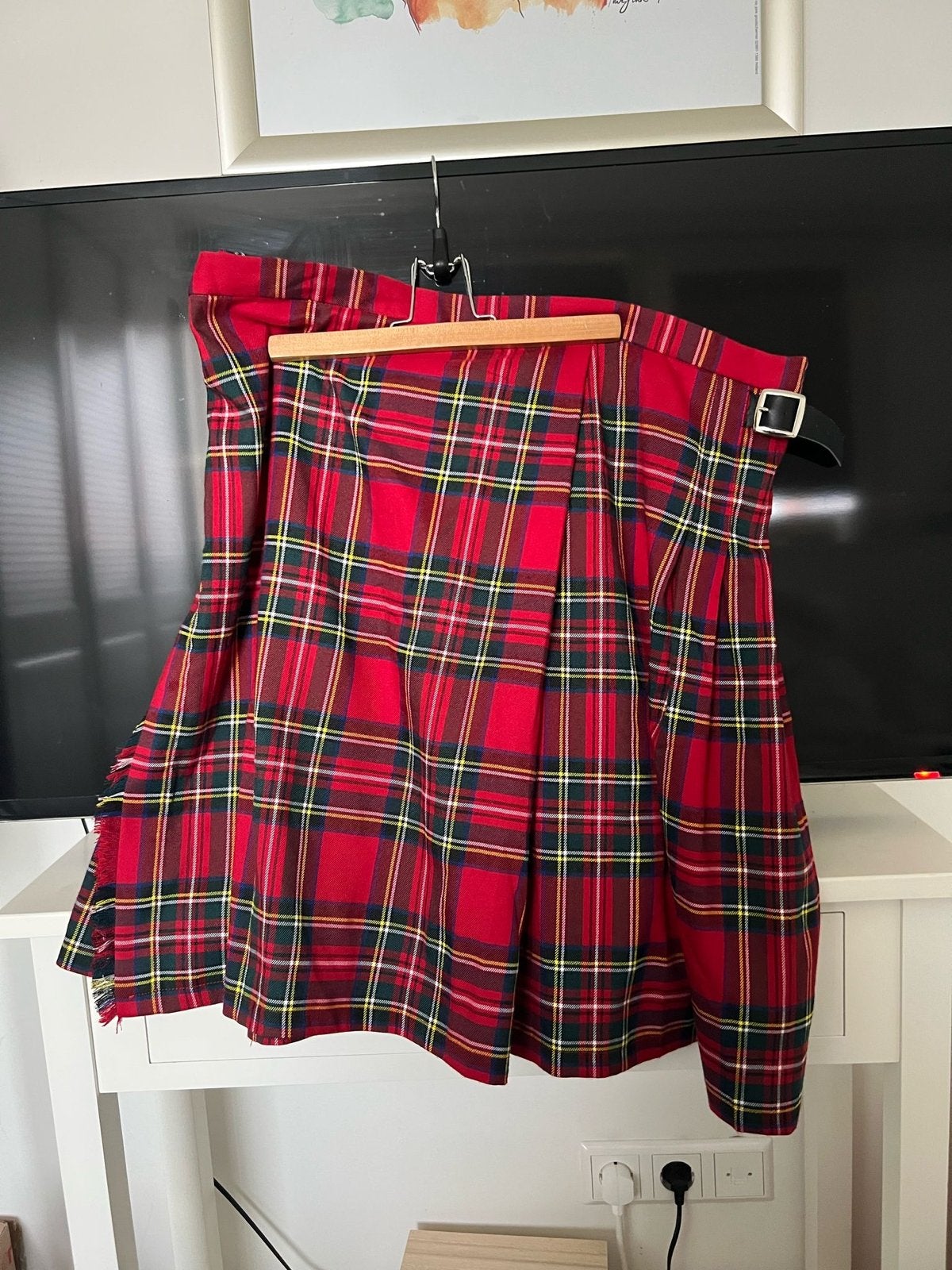 Schotse rok - Rood geruit met gesp, Maat 38/40 (M), Ophalen of Verzenden, Gedragen, Boven de knie