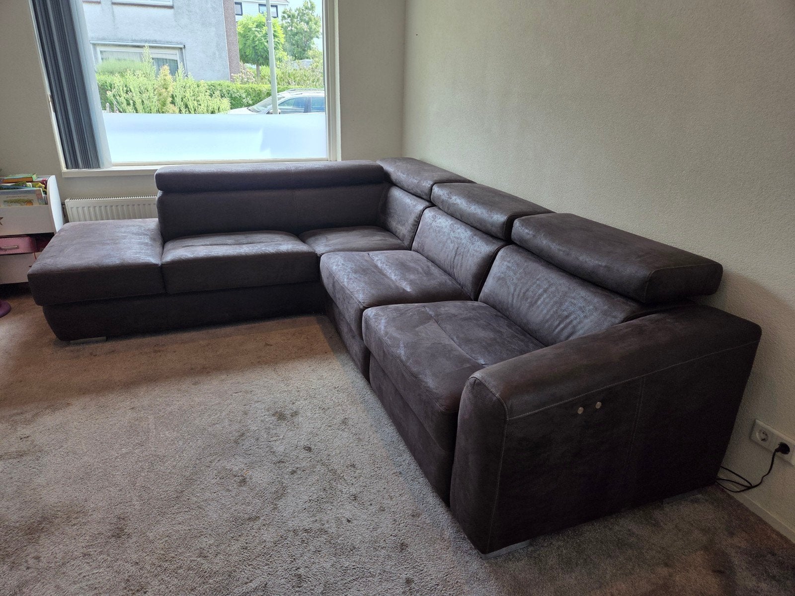 Xooon elektrische grote lounge bank met relaxfunctie, Ophalen, 250 tot 300 cm, Hoekbank, Zo goed als nieuw