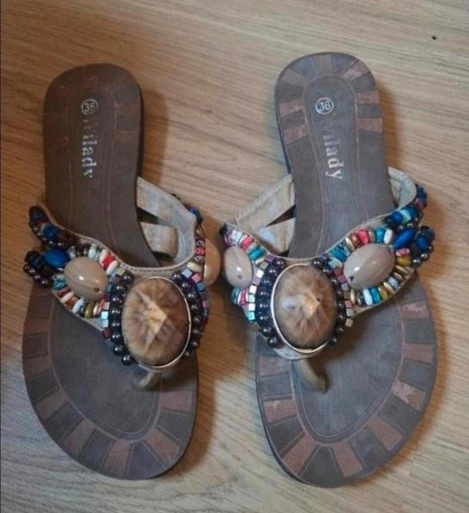 Mooie slippers, maat 36, Verzenden, Zo goed als nieuw, Slippers