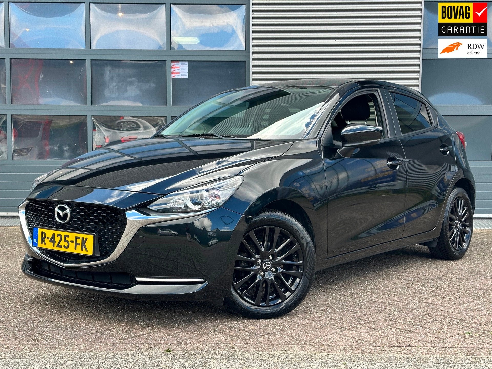 Mazda 2 1.5 Skyactiv-G Sportive | CarPlay | Camera |CRUISECR, Auto's, Mazda, Voorwielaandrijving, Stof, Origineel Nederlands, Bedrijf