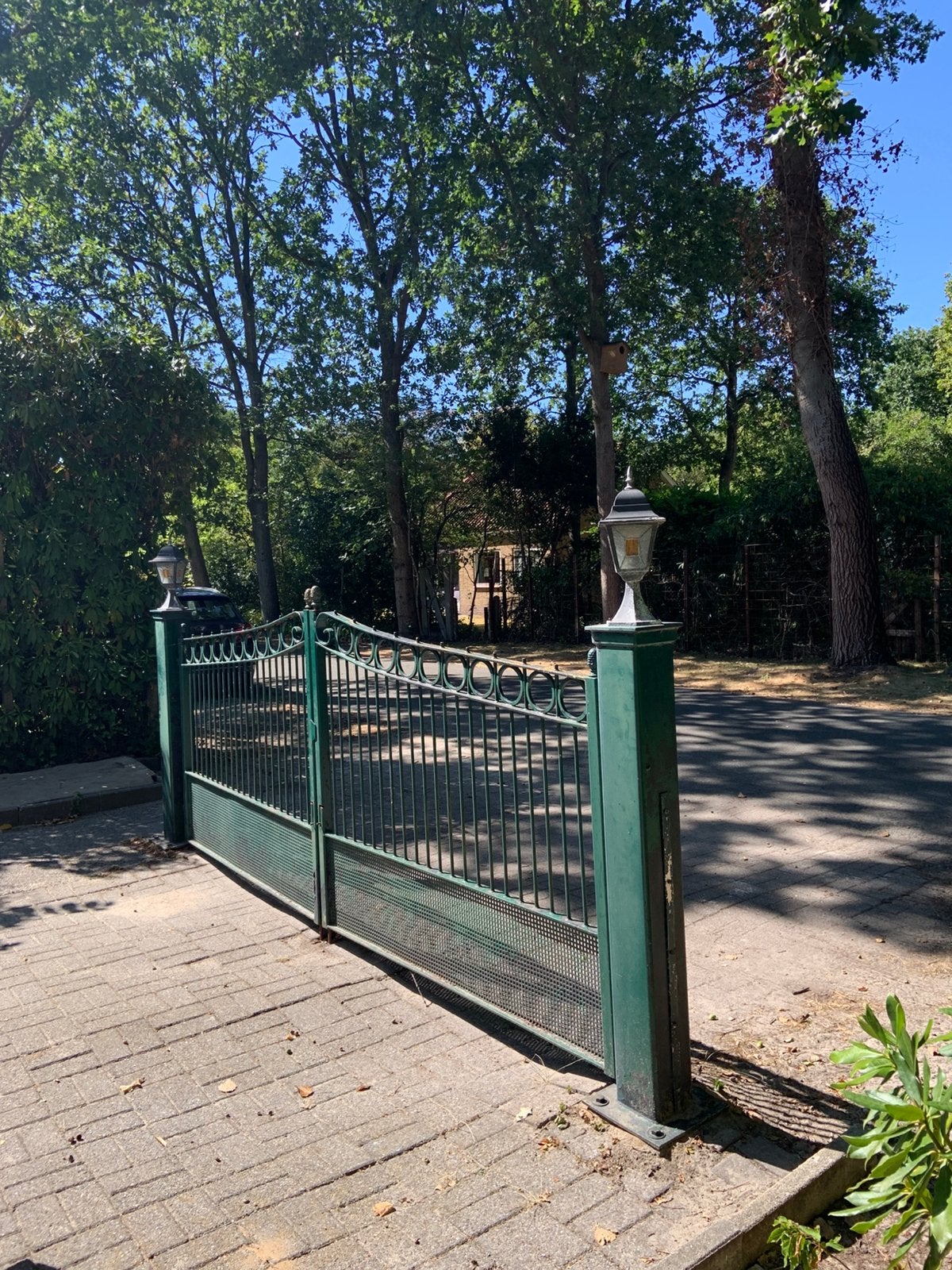 Zwaar ijzeren hekwerk toegangspoort, Tuin en Terras, Ophalen, Met poort, Gebruikt, Sierhekwerk