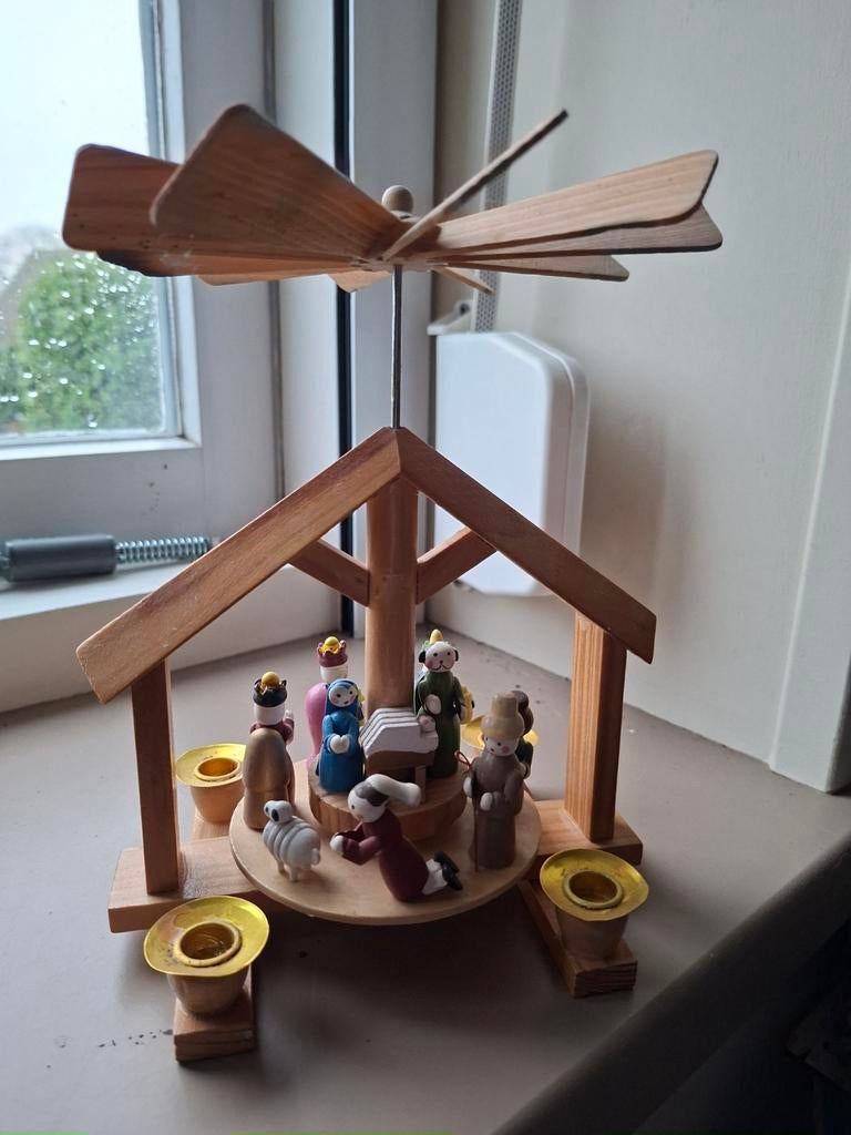 Vintage kerststal , houten kerst carroussel, Diversen, Gebruikt, Ophalen of Verzenden, Nvt, Nvt