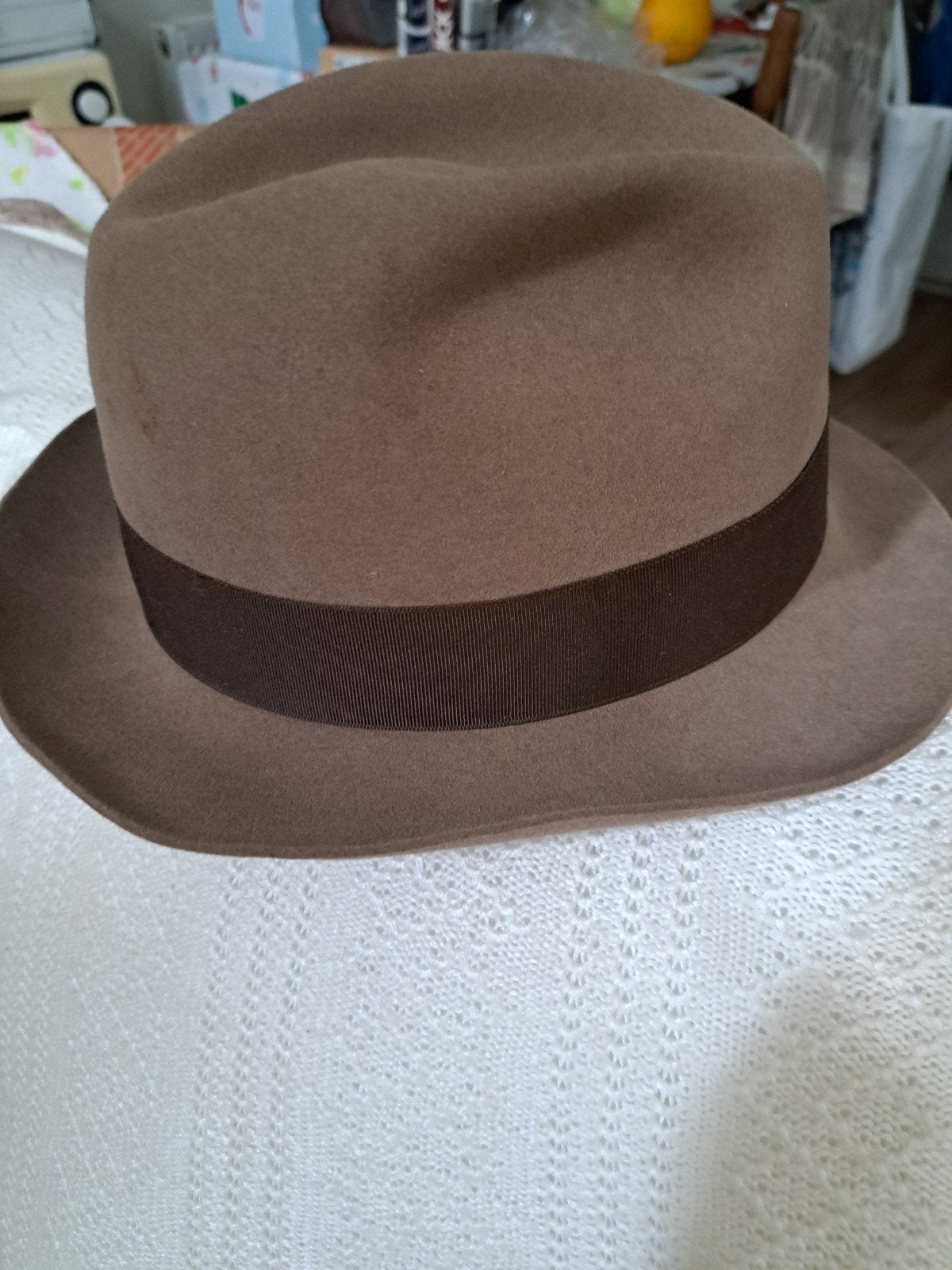 Te koop mannen hoed in goed conditie, Ophalen of Verzenden, Zo goed als nieuw, One size fits all
