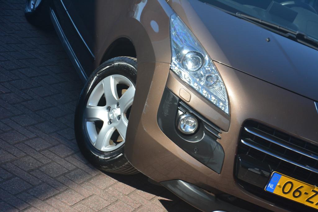 Peugeot 3008 2.0 HDiF HYbrid4 | Navigatie | Bluetooth | Clim, Auto's, Peugeot, Automaat, Euro 5, Stof, Gebruikt