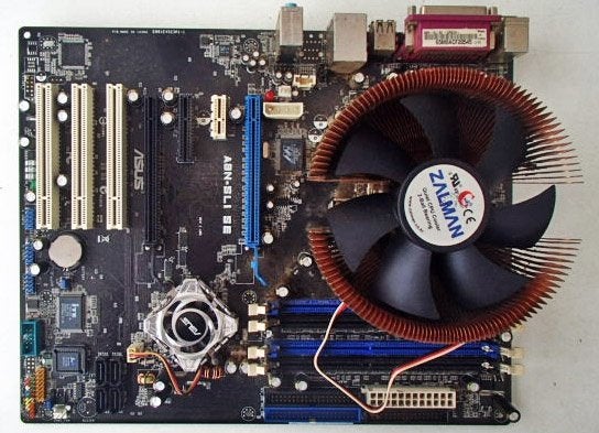 Asus A8N SLI SE Moederbord, Computers en Software, Moederborden, Ophalen of Verzenden, Gebruikt