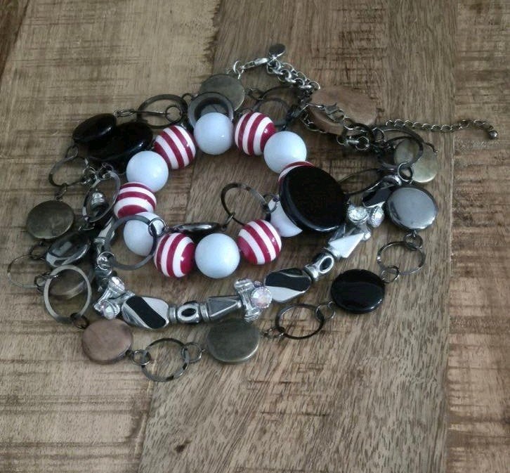 LOTJE SIERADEN:2X KETTING 1X ARMBAND, Ophalen of Verzenden