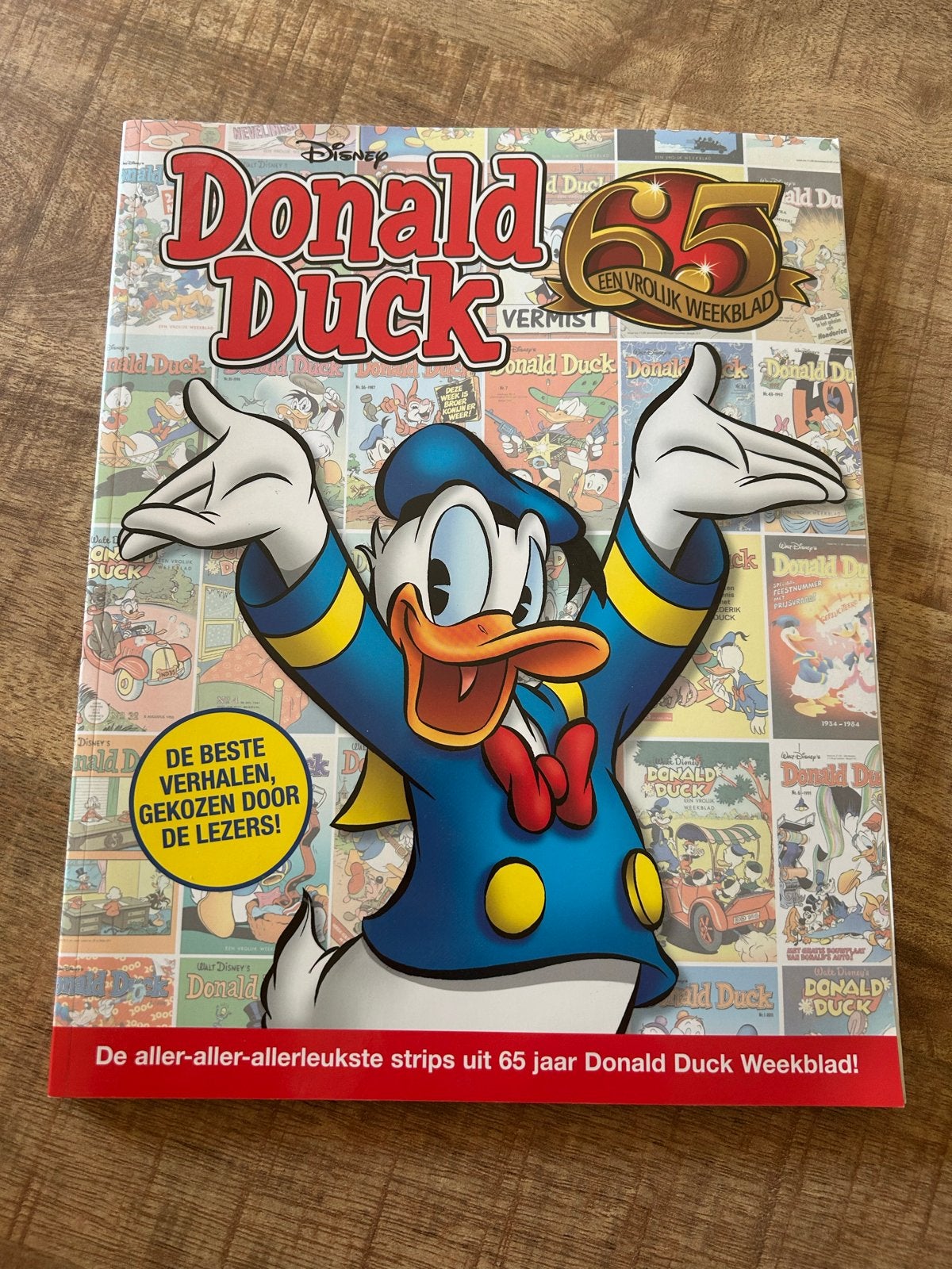 Donald Duck 65 jaar een vrolijk weekblad, Boeken, Eén stripboek, Ophalen of Verzenden, Gelezen