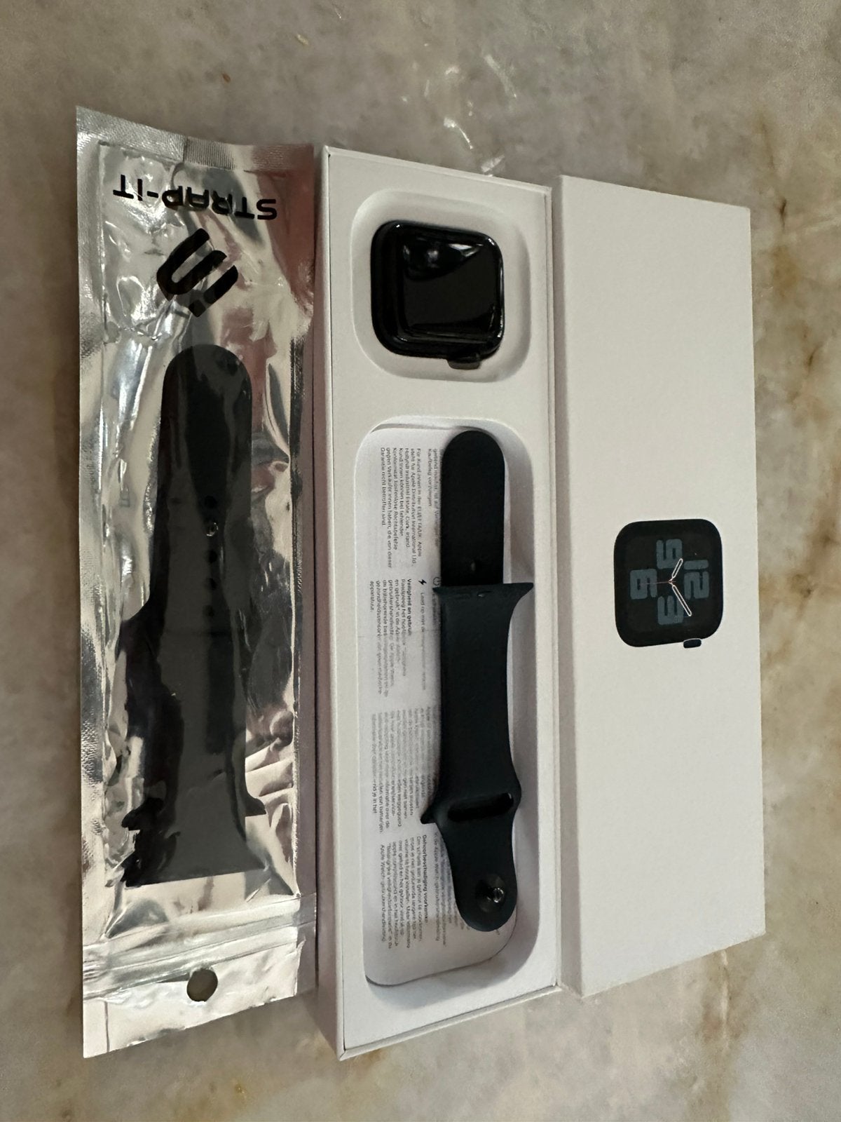 Apple Watch SE (gen 2) midnight, Ophalen, Zo goed als nieuw, Zwart, IOS