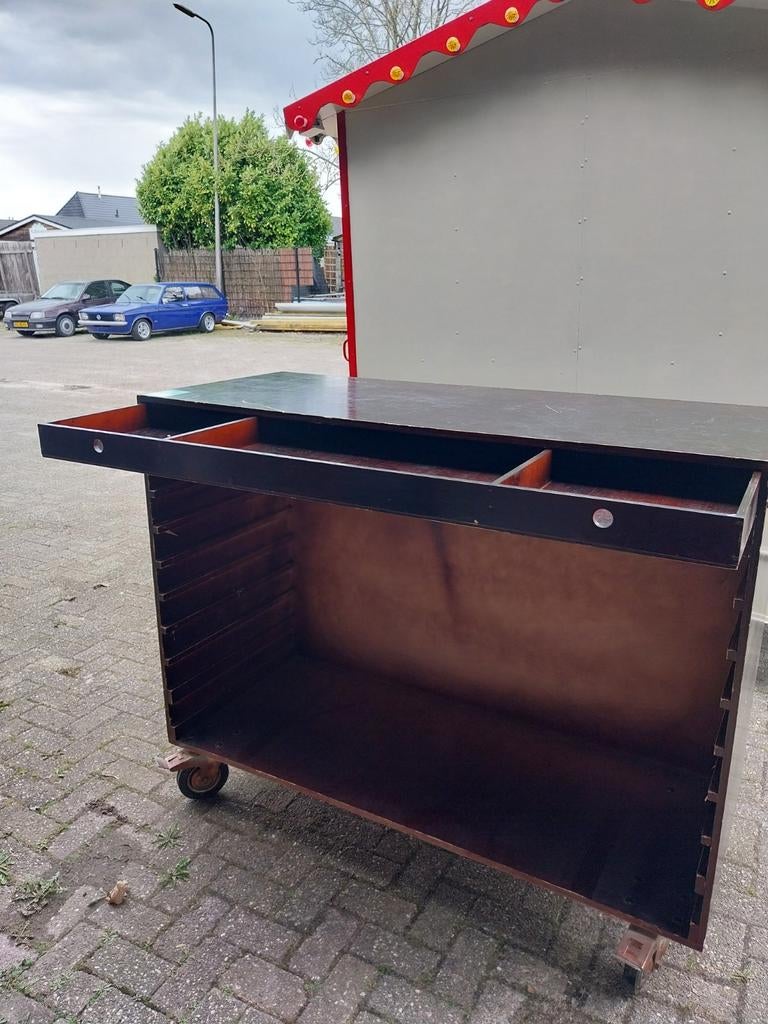 Verrijdbare houten toonbank/kassa unit, Ophalen of Verzenden
