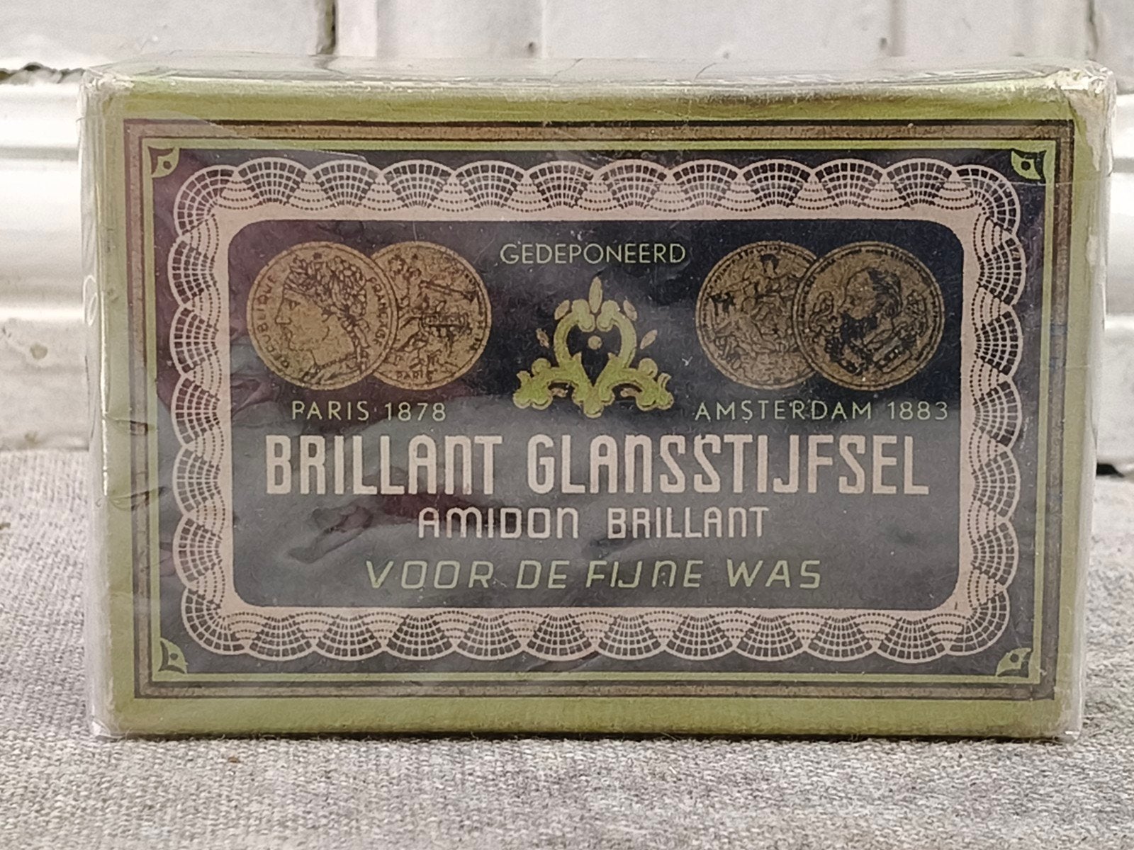 oud doosje Brilliant glansstijfsel, Ophalen of Verzenden, Gebruikt, Verpakking