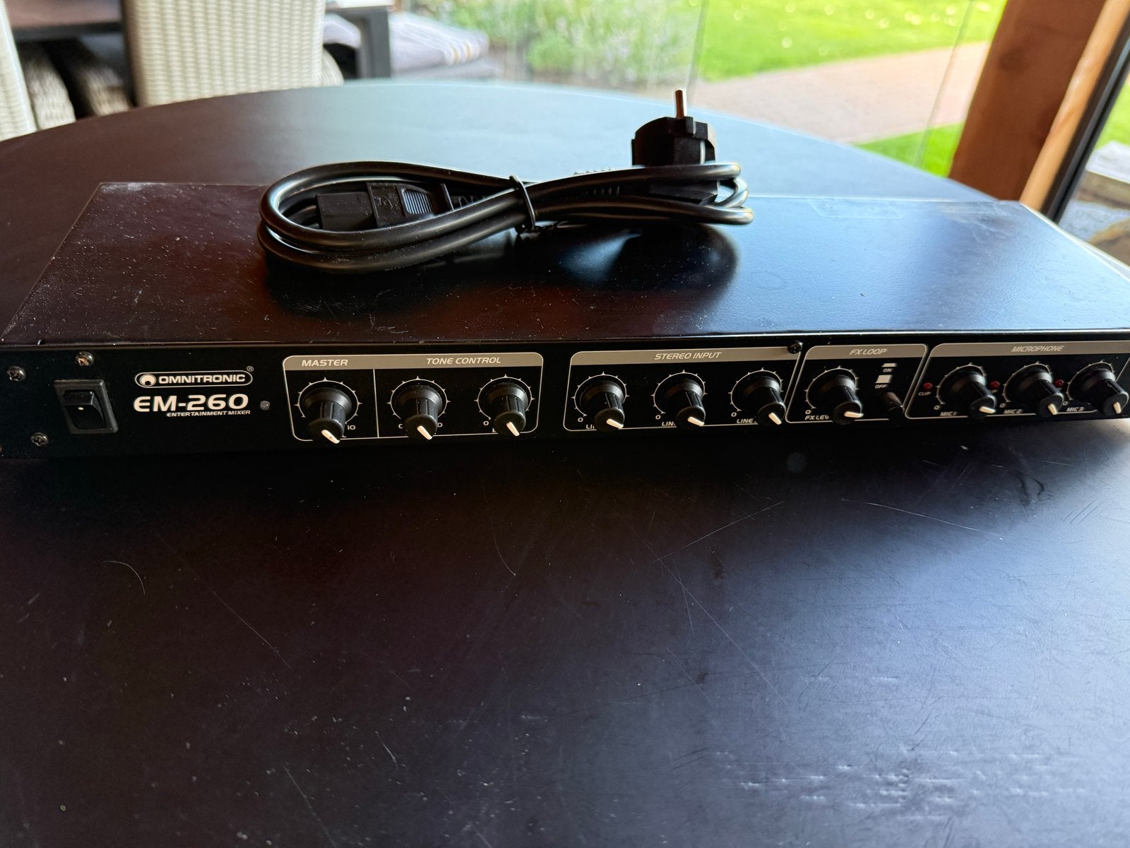Omnitronic EM-260 mengpaneel, Ophalen of Verzenden, Gebruikt, Minder dan 5 kanalen, Microfooningang