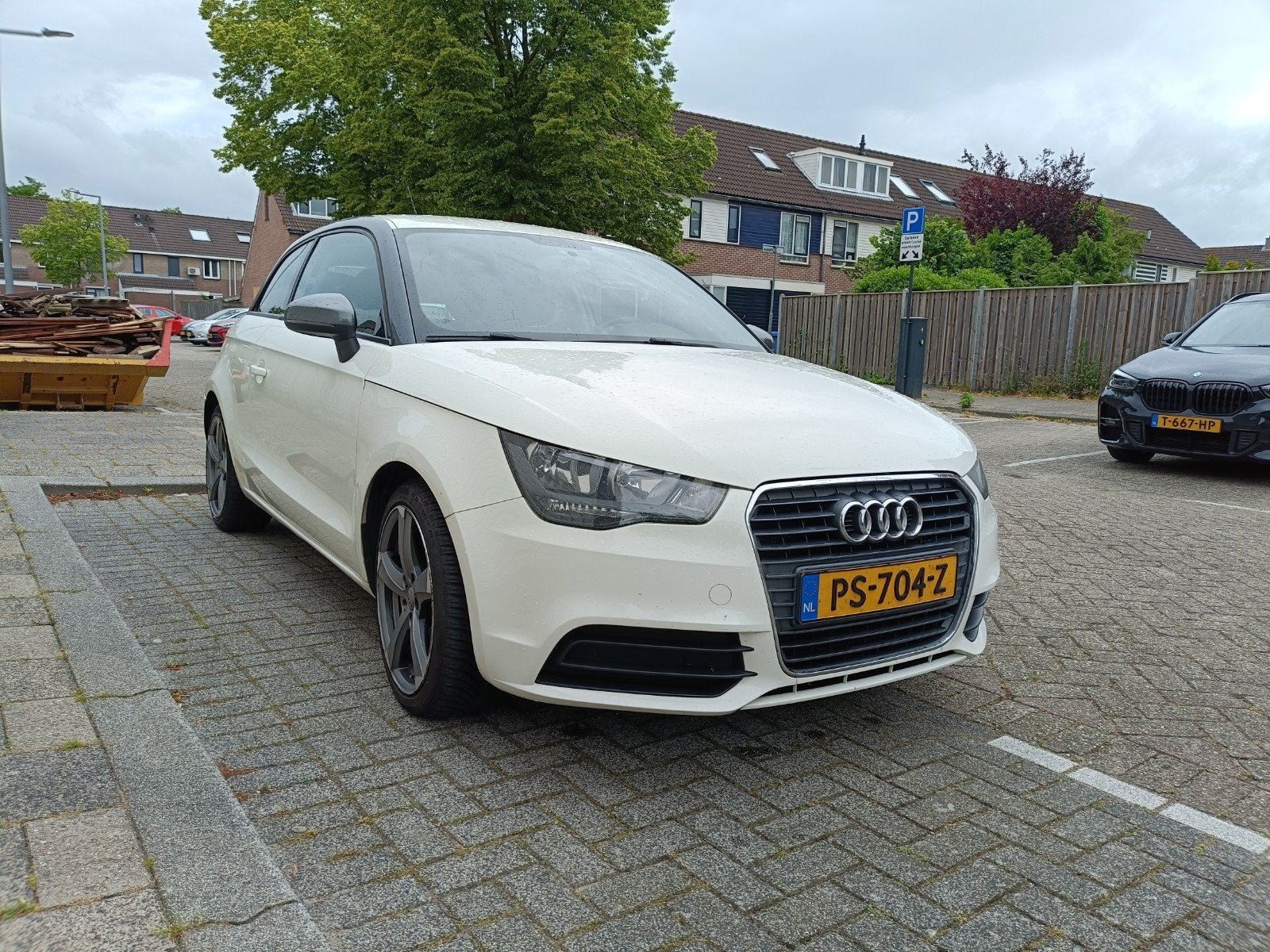 Audi A1 1.6TDI 66KW 2012 Wit, Auto's, Voorwielaandrijving, Euro 5, A1, 4 cilinders