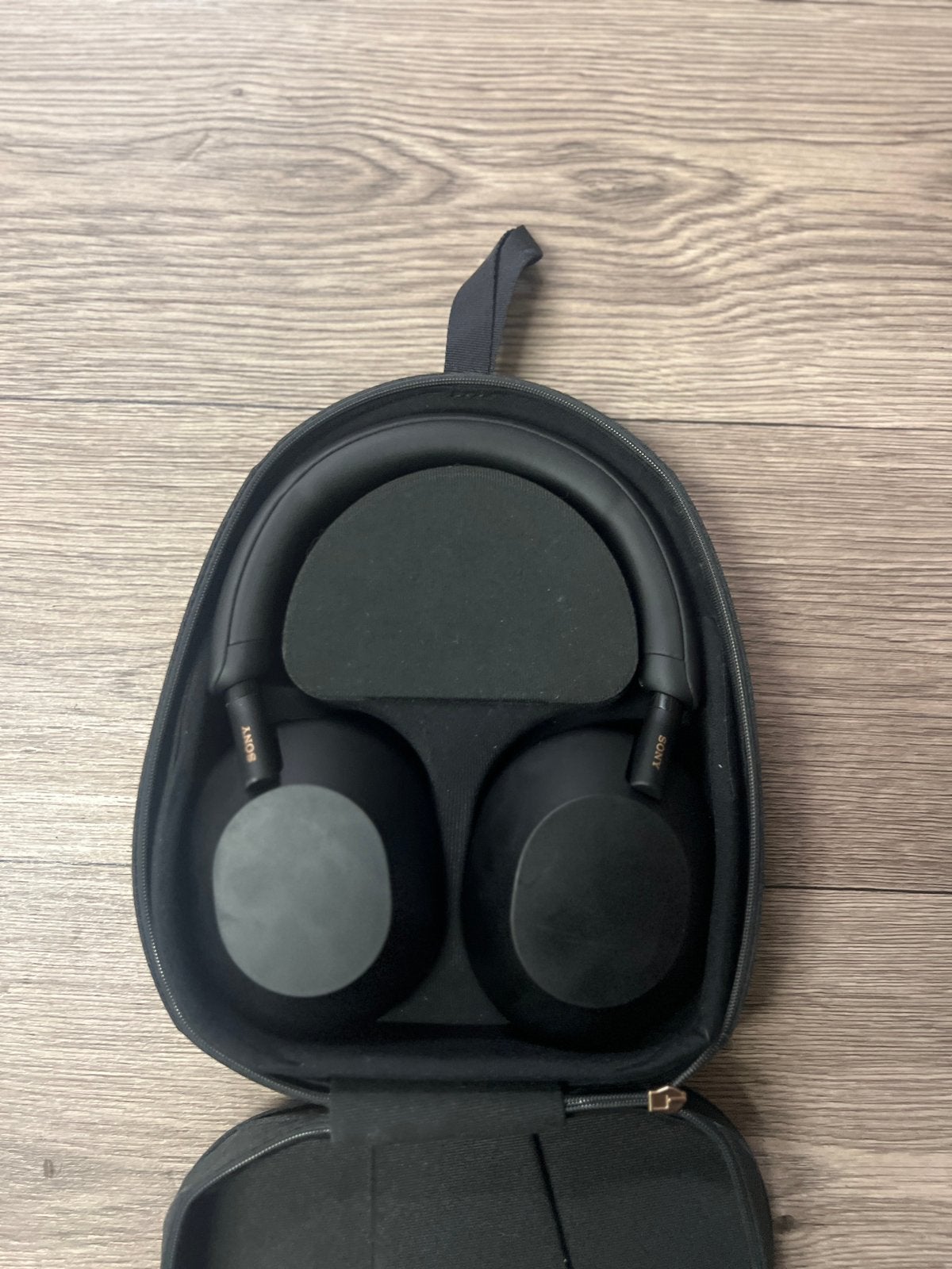 Foto 4 van Perfecte sony wh1000xm5