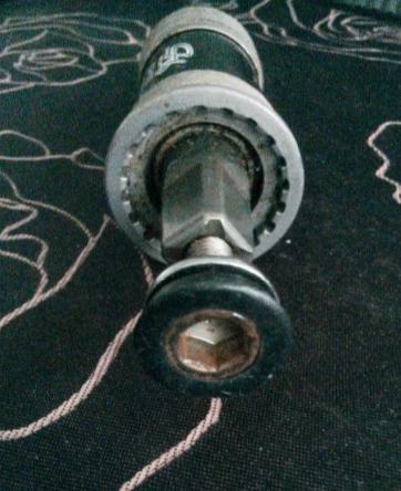 CHIN HAUR FIETSONDERDEEL TRAPAS BOTTOM BRACKET FIETSEN, Gebruikt, Ophalen of Verzenden, Toerfiets, Chin Haur