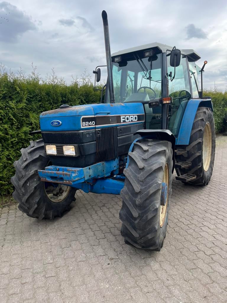 Ford 8240SLE, Zakelijke goederen, Agrarisch | Tractoren, Ford, tot 80 Pk, Gebruikt, Ophalen