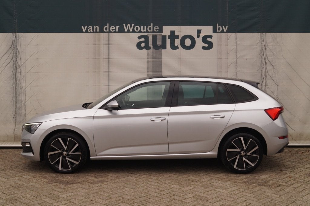 Skoda Scala 1.5 TSI 150pk DSG Sport Business -PANO-NAVI-ECC-, Auto's, Skoda, Automatische klimaatregeling, Euro 6, 4 cilinders