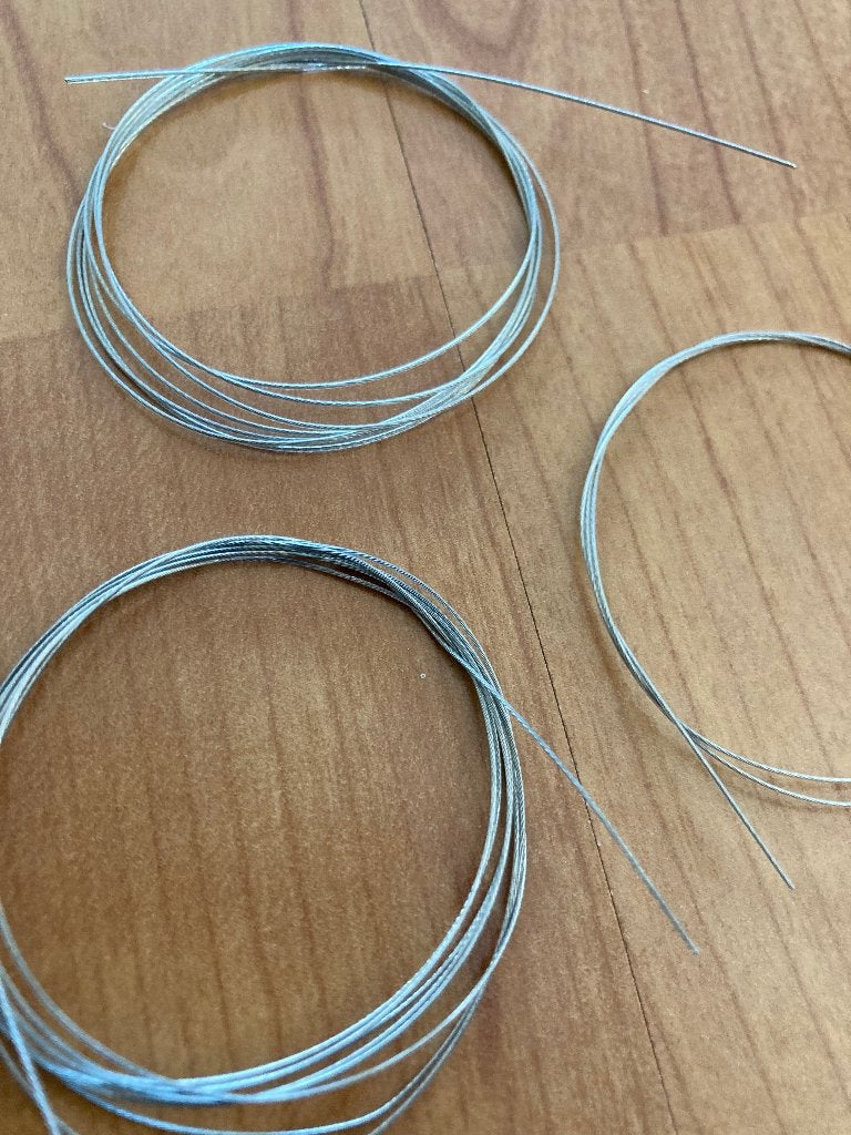 Zilverkleurig draad met coating voor het maken van sierrade., Ophalen of Verzenden, Nieuw, Overige typen
