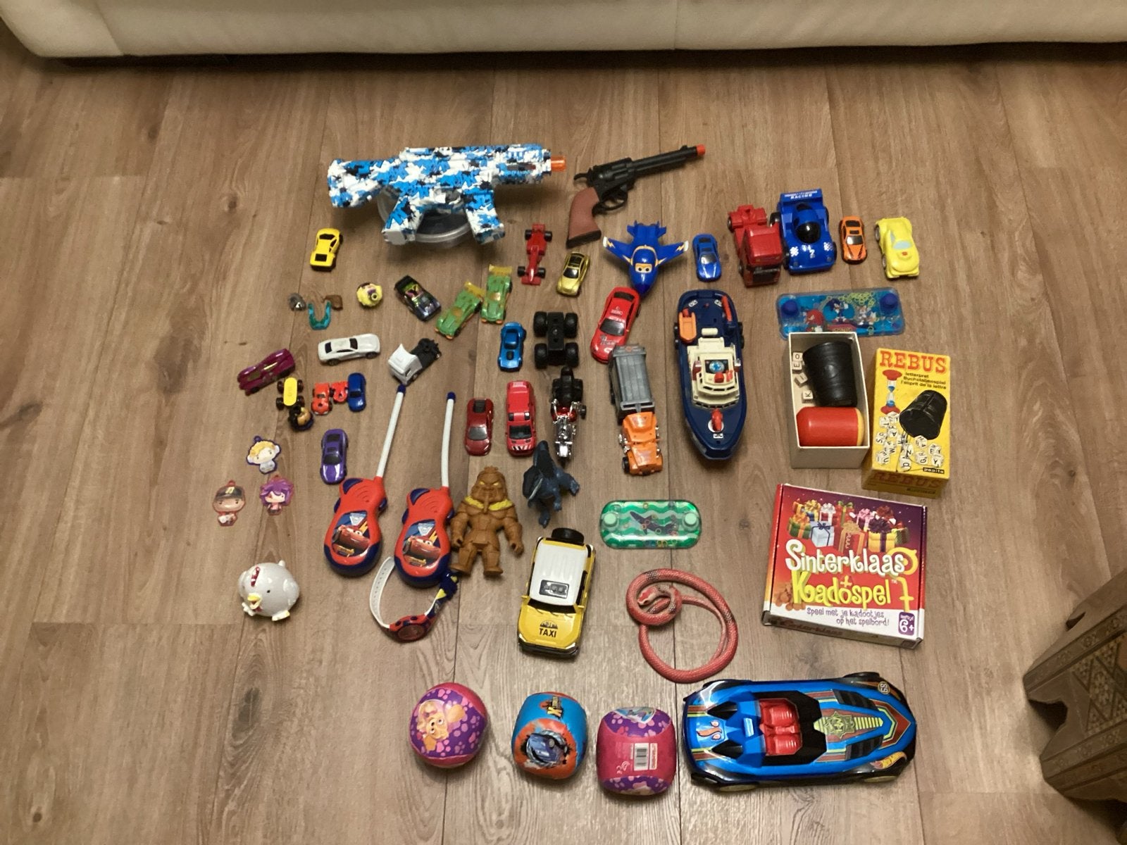 Grote partij speelgoed: auto's, geweren, spelletjes en meer, Ophalen, Gebruikt, Jongen of Meisje