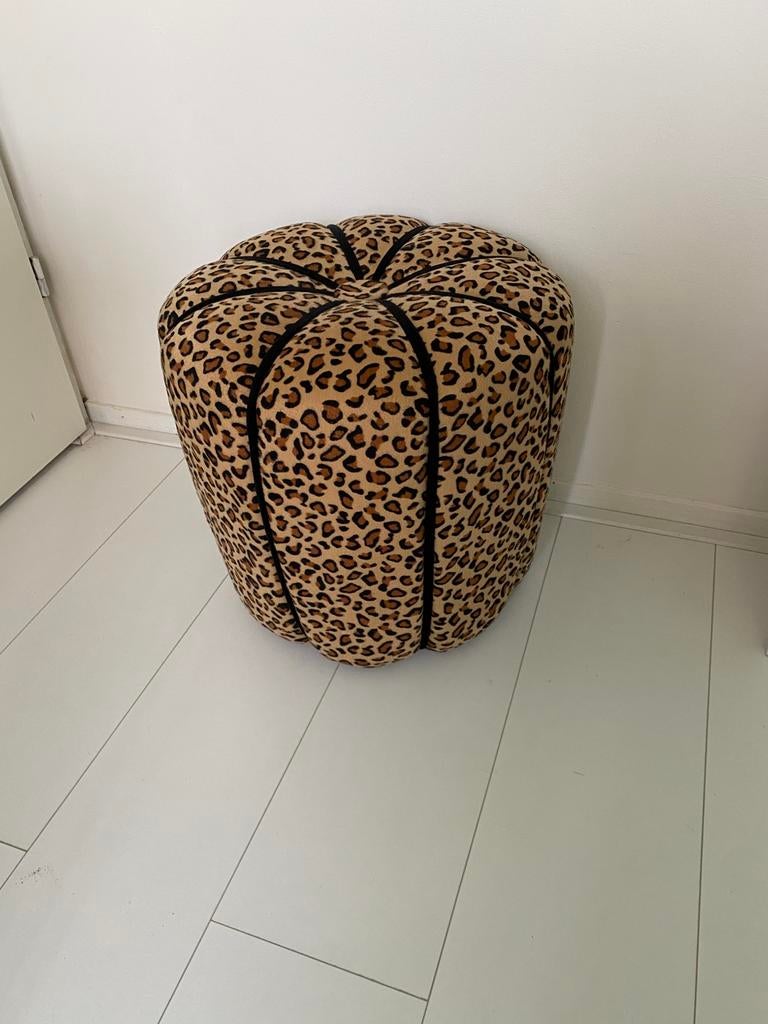 Tijger poef, Ophalen, Zo goed als nieuw, Rond, Minder dan 50 cm