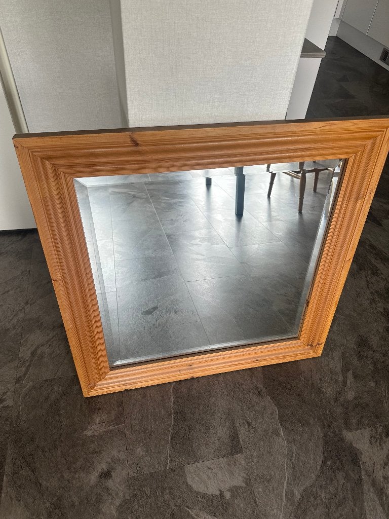 Oude grenen spiegel 80 x 80 cm. Facet geslepen., Ophalen, Gebruikt, Vierkant, 75 tot 100 cm