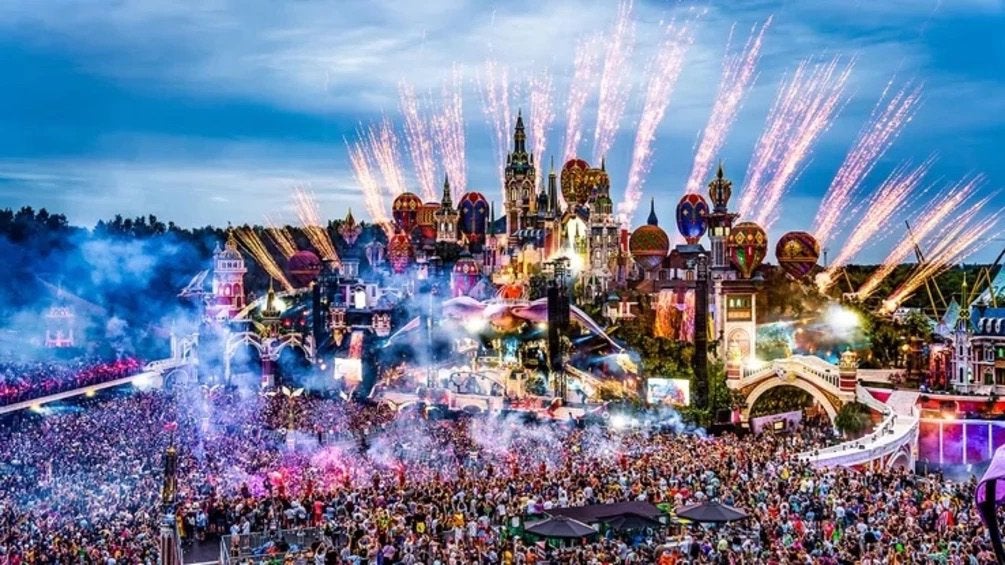 4x Tomorrowland W1 Vrijdag VANDAAG!, Tickets en Kaartjes, Drie personen of meer