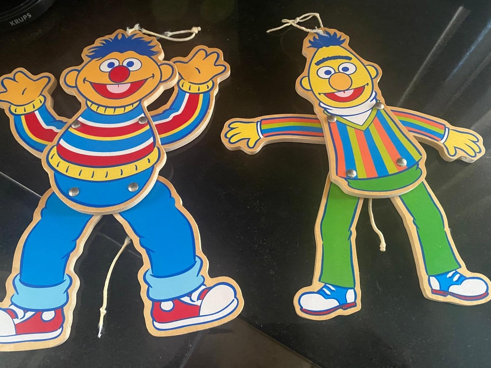 Bert en Ernie houten beweegbare poppen, Ophalen, Gebruikt, Jongen of Meisje