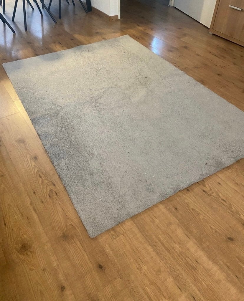 Grijs vloerkleed - zacht en comfortabel, Huis en Inrichting, Stoffering | Tapijten en Kleden, Ophalen, Gebruikt, 100 tot 150 cm