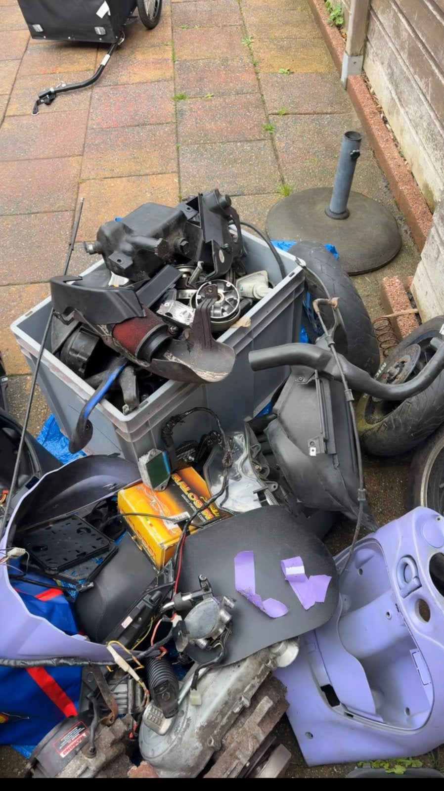 Piaggio en gilera onderdelen, Ophalen, Piaggio