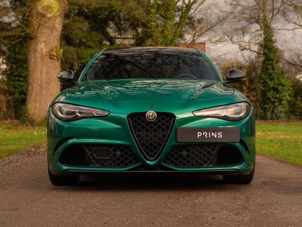 Alfa Romeo Giulia 2.9 V6 Quadrifoglio MY26 | Carbon dak | Ak, Auto's, Automaat, Achterwielaandrijving, Gebruikt, 10 km/l