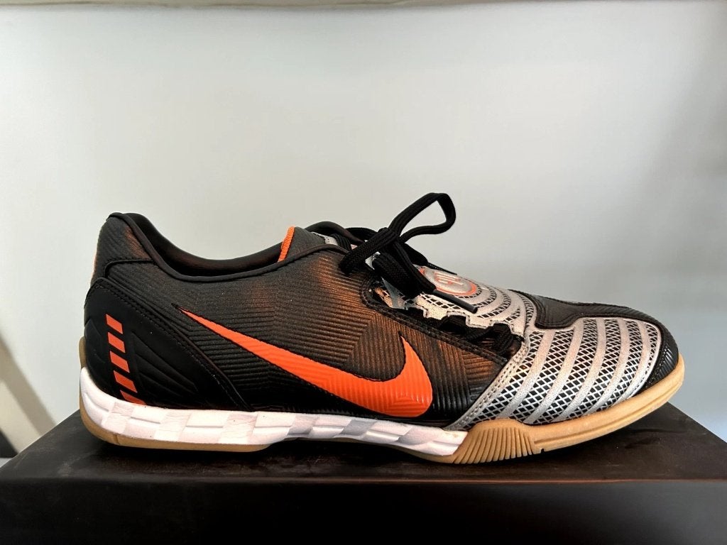 nike tiempo total 90 strike i ii iii r9 indoor train maat 46, Sport en Fitness, Voetbal, Gebruikt, Maat XS of kleiner, Schoenen