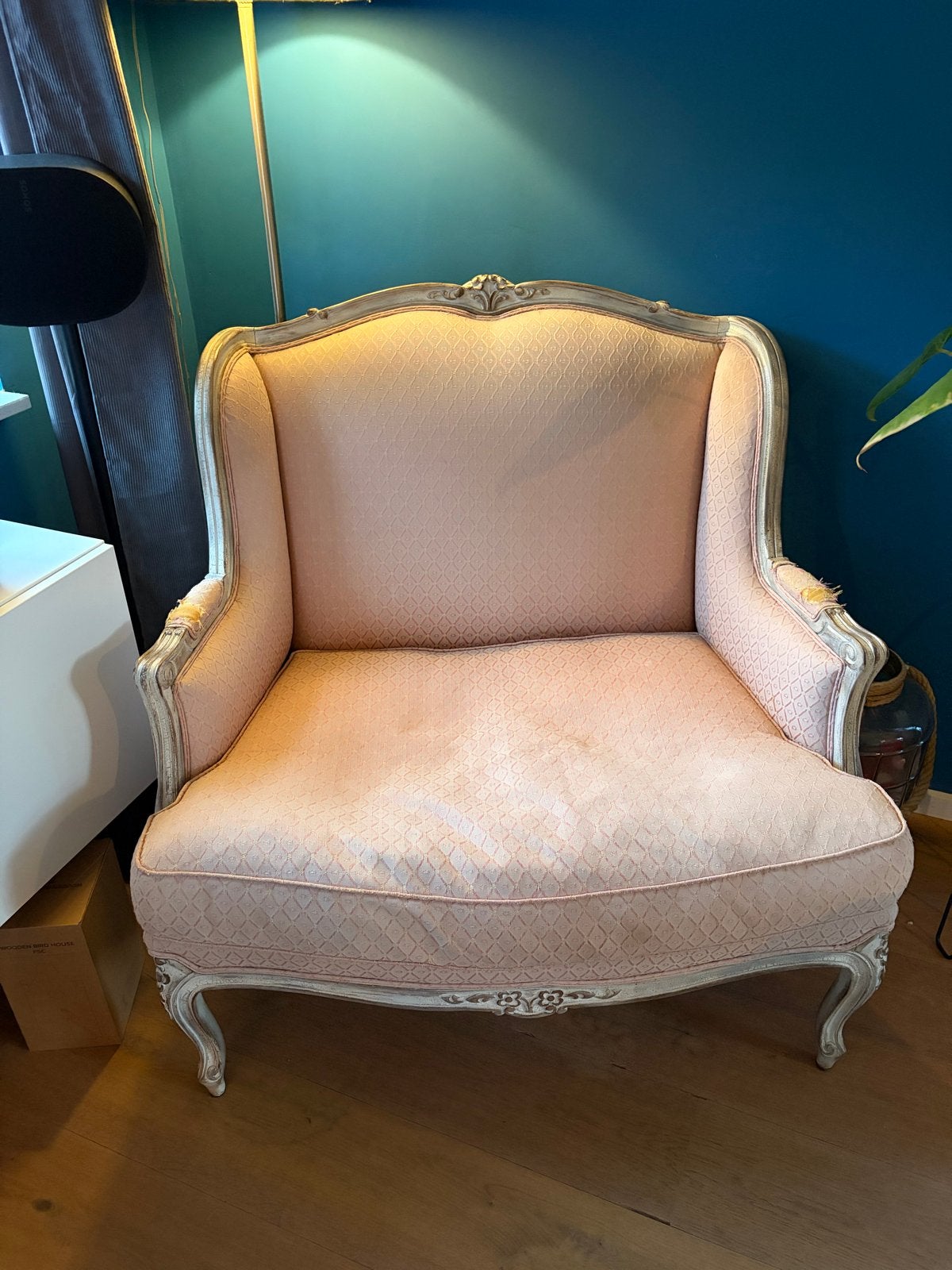 Antieke roze fauteuil - Louis XVI stijl, Antiek en Kunst, Antiek | Meubels | Stoelen en Banken, Ophalen