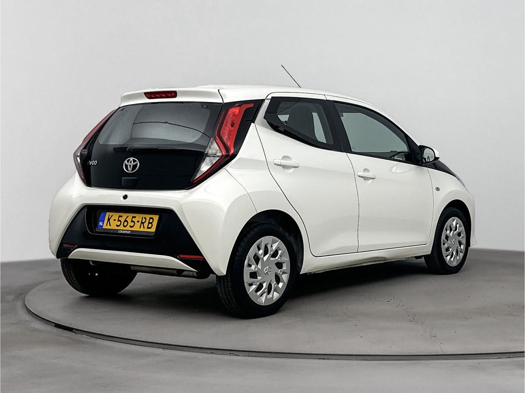 Toyota Aygo 1.0 VVT-i x-play | Apple Carplay-Android Auto |, Auto's, Toyota, Voorwielaandrijving, 12 maanden, Stof, Gebruikt