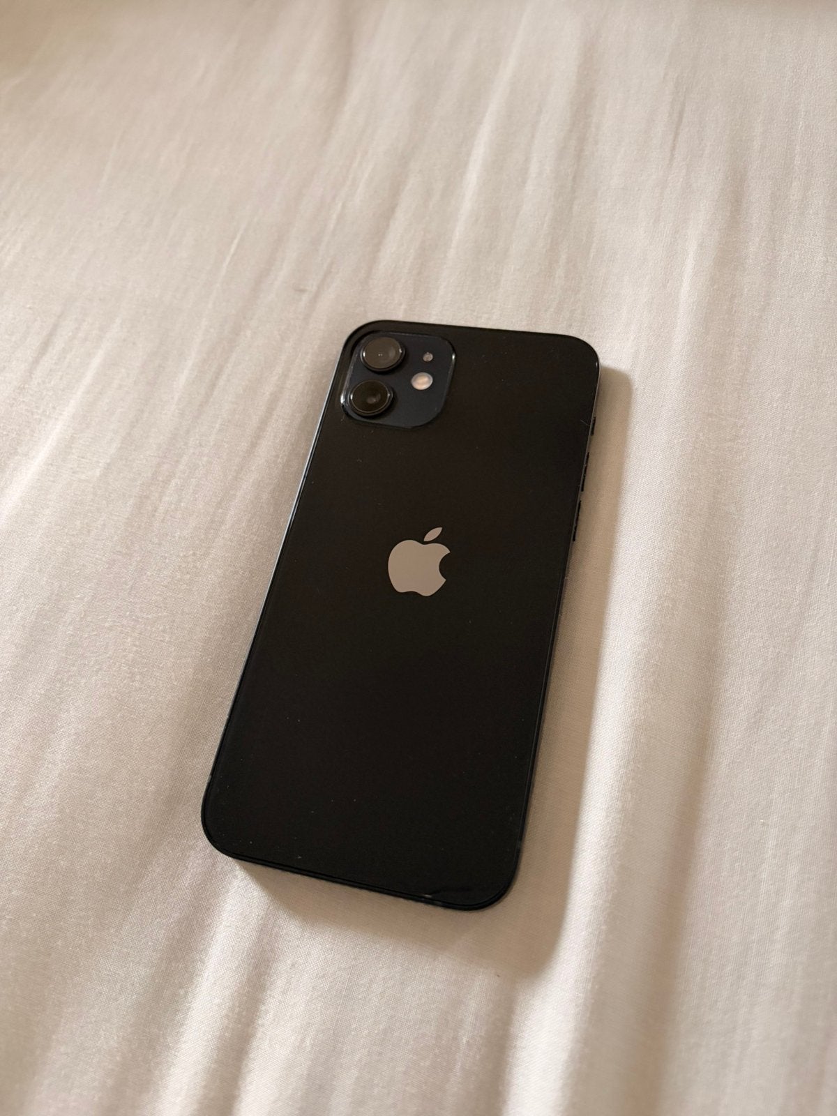 Foto 2 van Apple Iphone 12, mobiel, telefoon, zwart