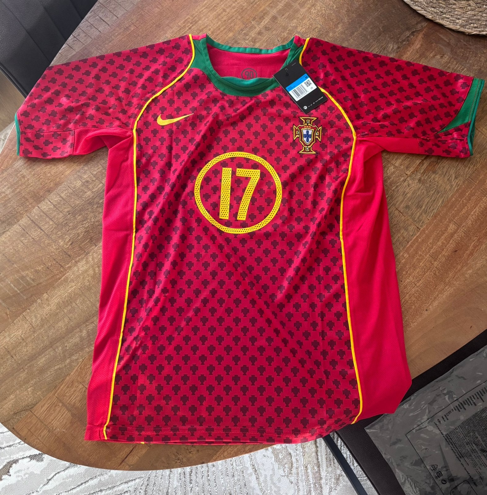 Portugal shirt EK 2004 Ronaldo maat M, Maat M, Ophalen of Verzenden, Nieuw, Shirt