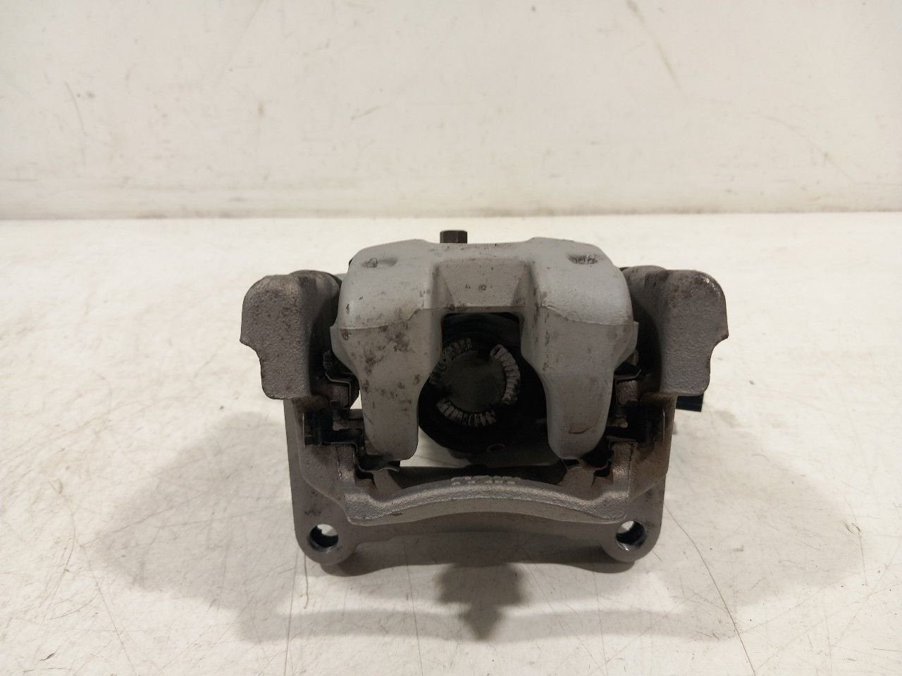 Remklauw links achter Opel Corsa, Onderdelen@venauto.nl, Van der Ven Autorecycling B.V., Gebruikt, Ettenseweg 76, 4706 PB Roosendaal, The Netherlands