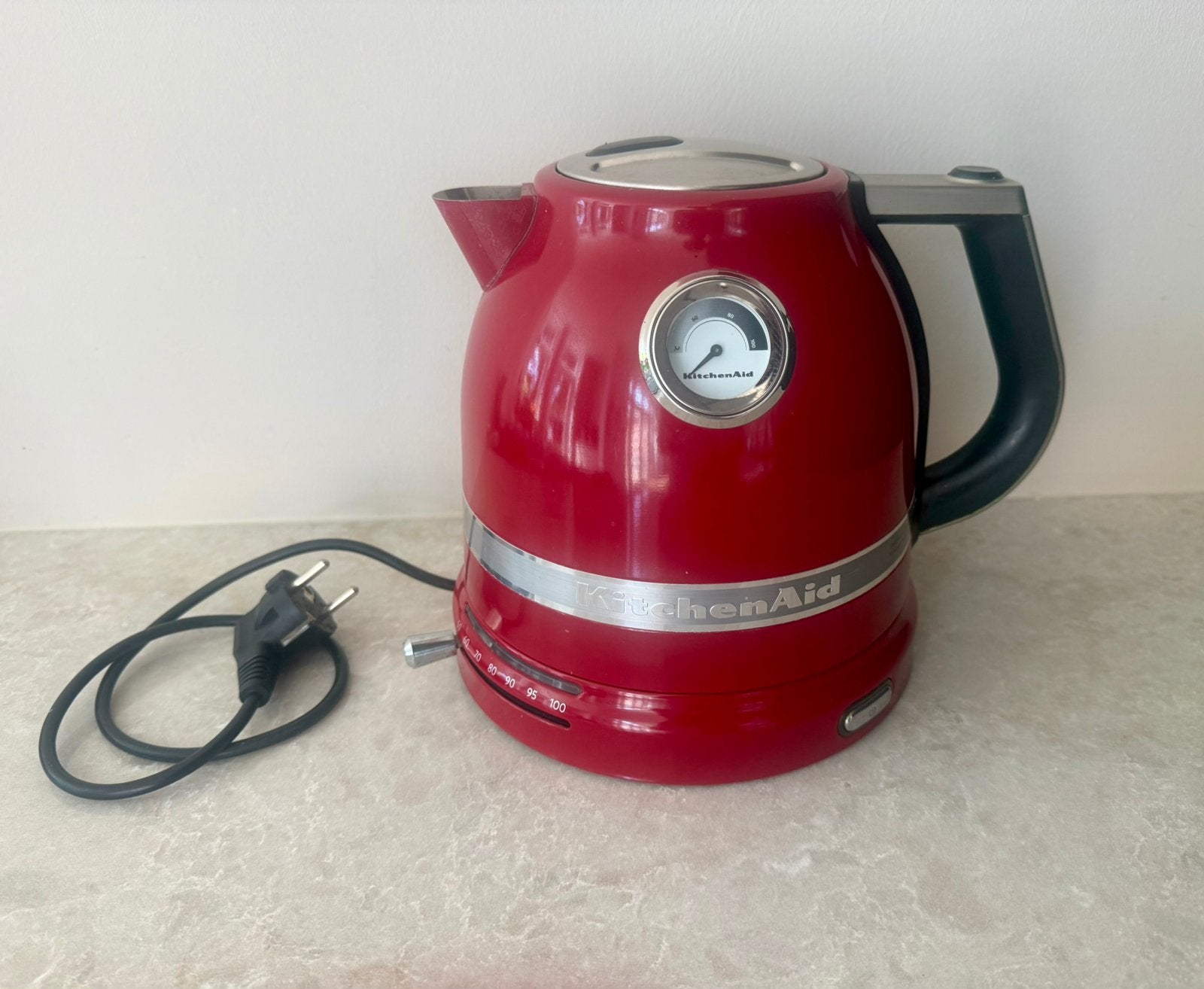 Kitchenaid artisan 1,5L waterkoker keizerrood rood, 1 tot 2 liter, Ophalen of Verzenden, Zo goed als nieuw