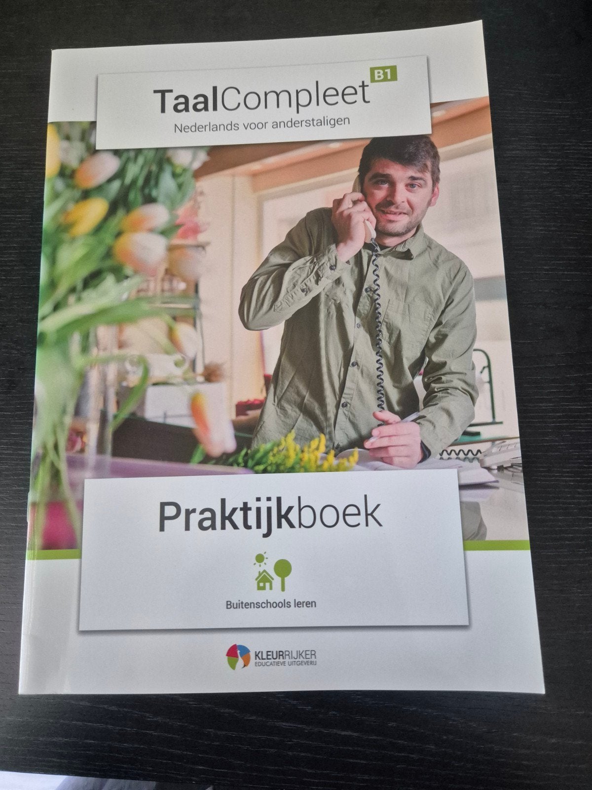 TaalCompleet B1 Praktijkboek - Nederlands voor anderstaligen, Onbekend, Ophalen of Verzenden, Zo goed als nieuw, Alpha