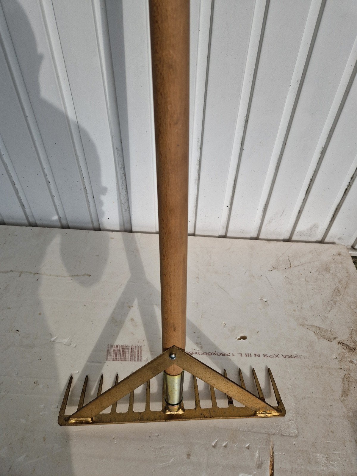 Hark met houten steel Asfalthark, Ophalen, Nieuw, Hark