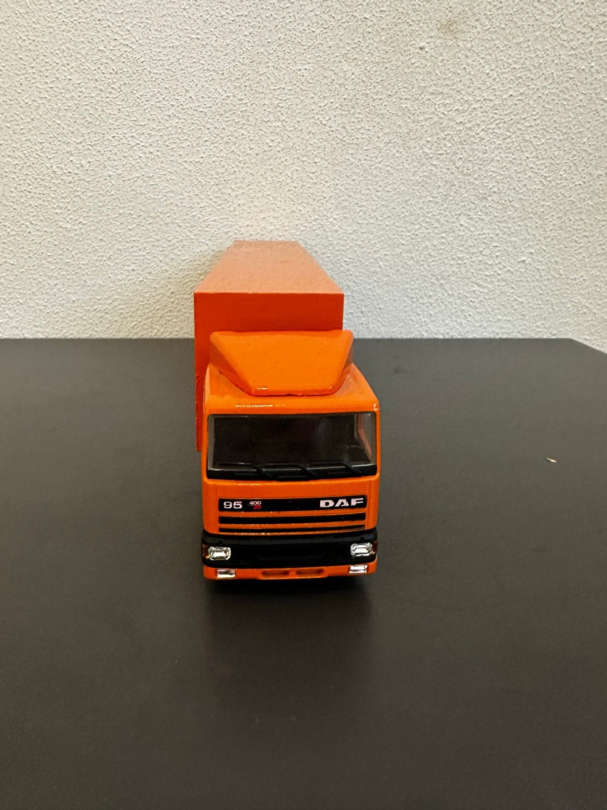 Lion cars DAF 95 400 Appelsientje vrachtwagen 1:50, Ophalen of Verzenden, Gebruikt, Overige merken