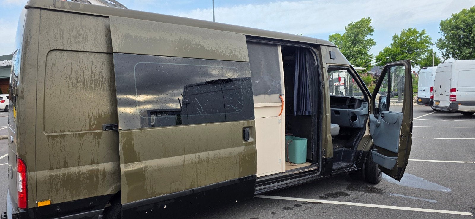 Ford Transit Camper 2.2 - Krachtig en Compact Met Nieuwe APK, Caravans en Kamperen, Campers, Particulier, tot en met 2, Buscamper of Camperbus