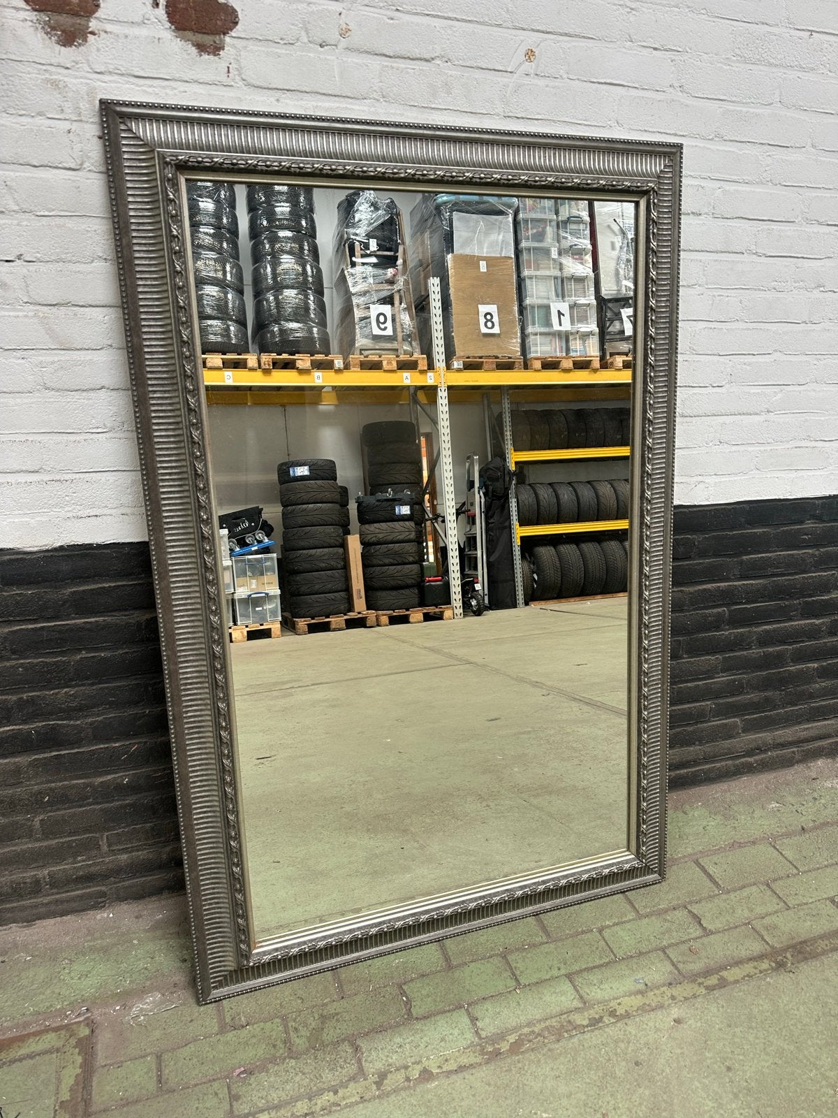 Grote spiegel 150x100 cm met sierlijke lijst, Ophalen, Gebruikt, 100 tot 150 cm, 100 tot 125 cm
