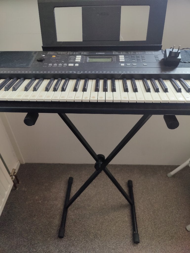Keyboard Yamaha PSR-E343, incl standaard, Muziek en Instrumenten, Ophalen, Yamaha, Met standaard, 61 toetsen
