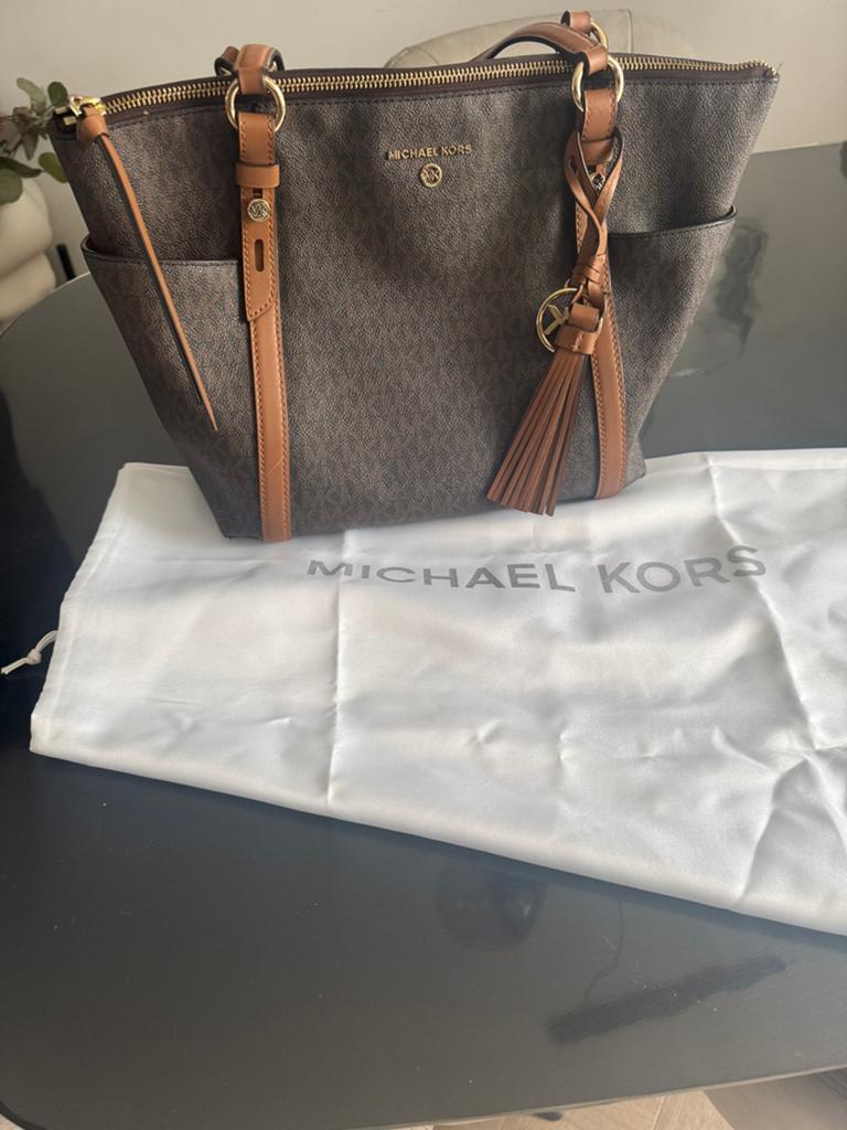 Mooie Totebag / schoudertas Michael Kors, Sieraden, Tassen en Uiterlijk, Ophalen of Verzenden, Zo goed als nieuw, Bruin