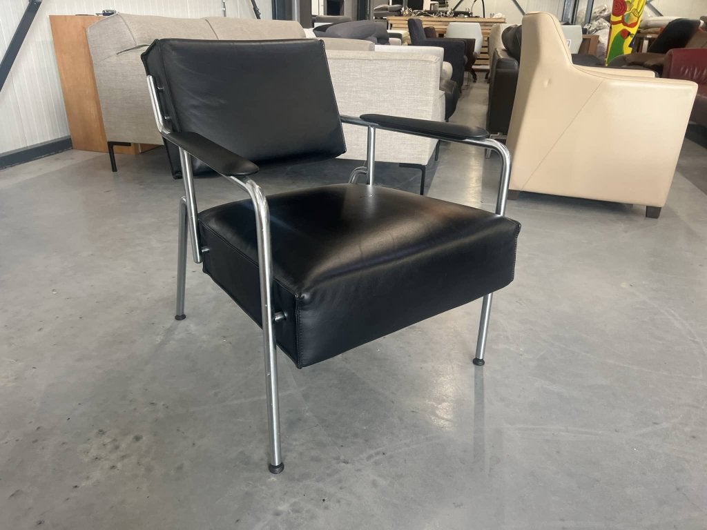 2 Showmodel Design on Stock Spunk Fauteuil zwart leer Stoel, Gompenstraat 15, Design on Stock, Ophalen of Verzenden, Zo goed als nieuw