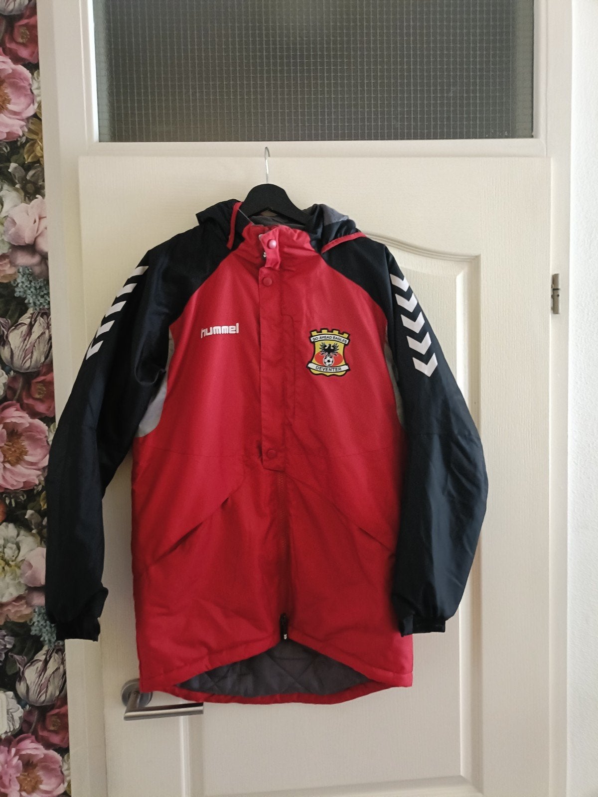Go ahead Eagles winterjas, Ophalen of Verzenden, Zo goed als nieuw, Hummel, Voetbal