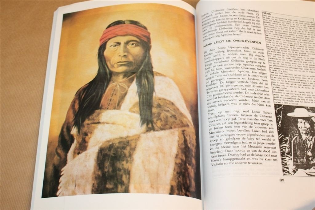 Noordamerikaanse Indianen — N\'de, het volk van Ussen, Ophalen of Verzenden, Gelezen, Europa