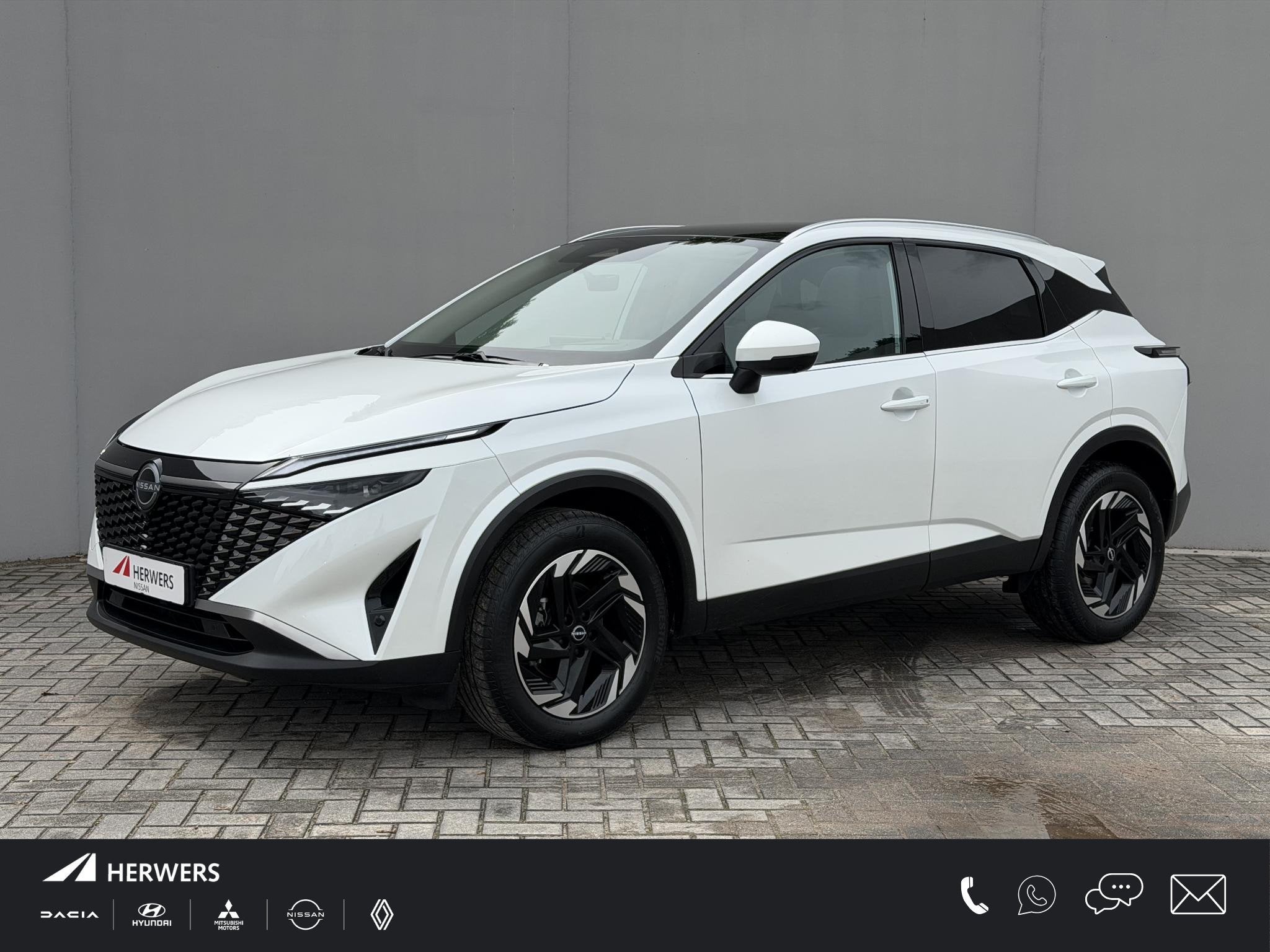 Nissan Qashqai 1.3 MHEV Xtronic N-Connecta / Panoramadak / 1, Auto's, 4 cilinders, Leder en Stof, Wit, 1365 kg
