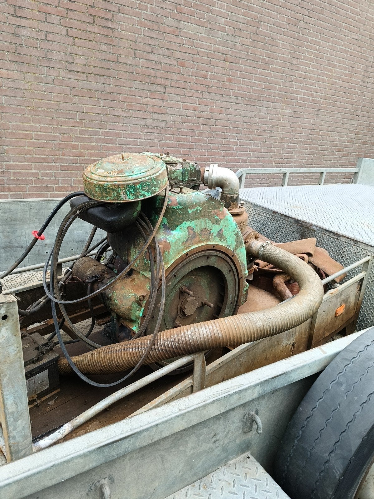 Lister 2 cil met waterpomp, Ophalen